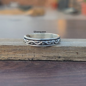 Spinner Ring, Minimalist Spinner Ring, Handmade Ring, Meditation Ring, Worry Ring, Fidget Ring, Silver Spinner Ring, Spinner Ring , best all