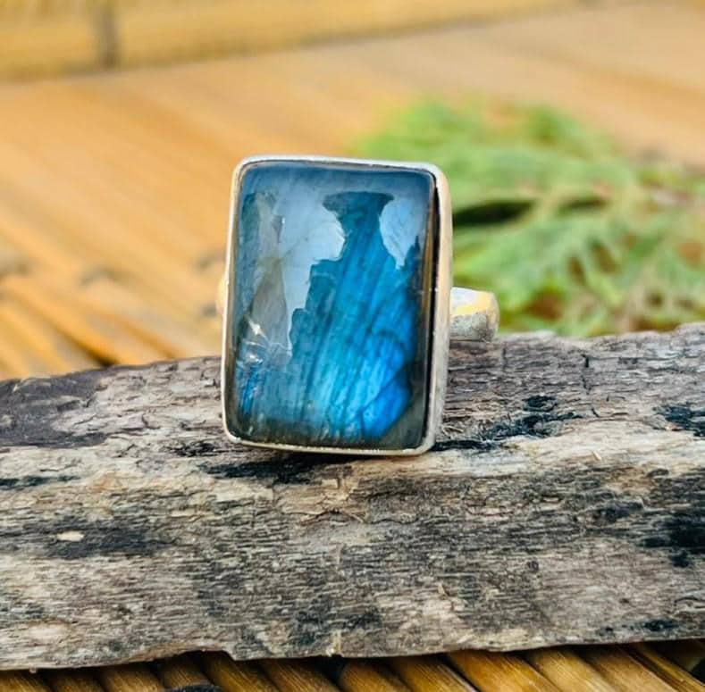 Vintage Square Labradorite Gemstone Ring Solid 925 Sterling Silver