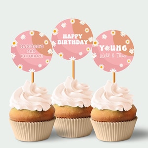 Retro Young Wild And Three Cupcake Toppers Groovy 3rd Birthday Cake Topper Hippie Third Party Decor Daisy Theme Decoration EDITABLE R02