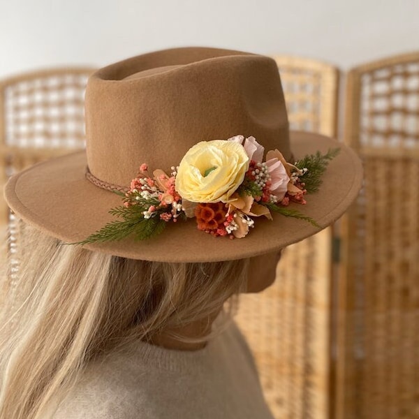 chapeau fleuri