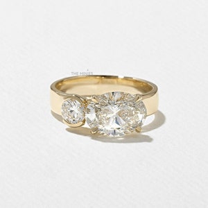 1.50 Carat Round & Oval Cut Moissanite Ring/ East West Moissanite Ring/ Toi Et Moi Engagement Ring/ Two Stone Wedding Ring/ Gift For Her