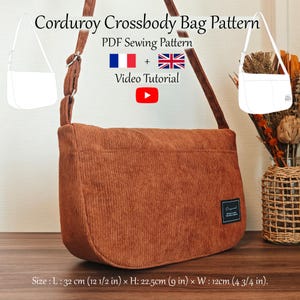 Peut inclure: Sac bandoulière en corduroy marron avec une forme rectangulaire et une longue bandoulière réglable. Le sac a une poche avant et une petite étiquette. L'image comprend également un patron de couture PDF et un tutoriel vidéo. Dimensions : 32 cm L x 22,5 cm H x 12 cm L.