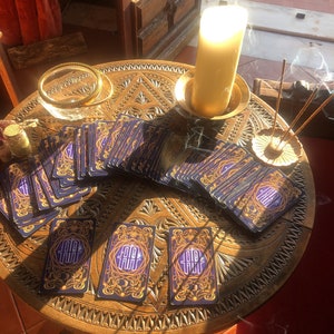 Tarotlezing op hetzelfde uur of minder dan een uur, stel je vragen