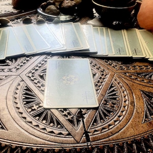 Yes or No Tarot Reading | Same-Hour Delivery | Quick, Clear Answers