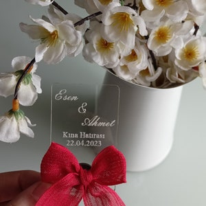 25 Pcs Transparent Pleksi Wedding or Engagement Magnet Favors for Guest, Personalized Magnet Gift, Wedding Gift Magnet, Wedding Souvenir