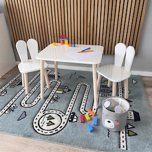 Kindersitzgruppe Kindertisch mit 2 Stühlen, Sitzgruppe aus Holz für Kinder ab 2 Jahre Montessori