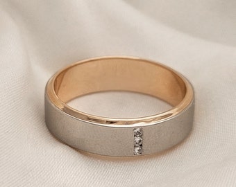 Minimalist Round Lab Grown Diamond Engagement Ring Set | Solid Gold Unique Wedding Ring Set His and Her | Handmade Jewelry Anniversary Gift