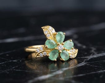 Wunderschöner Smaragd Blumen Cocktail Verlobungsring, Vorschlag Ring, Schmuck für Geschenk, Minimal Ring, hübsch wie Sie
