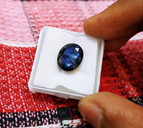 Fine gemstone shop