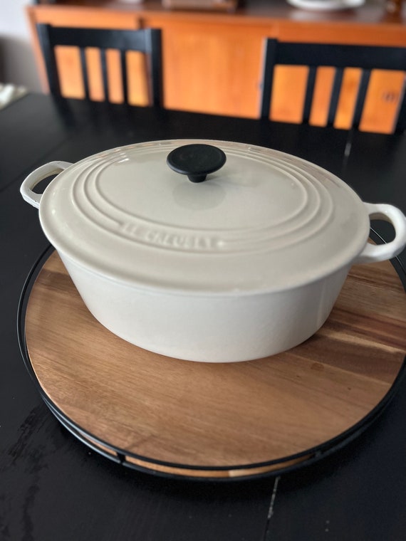 Le Creuset Dutch Oven 12 in 6 3/4qt Oval Signature DUNE 