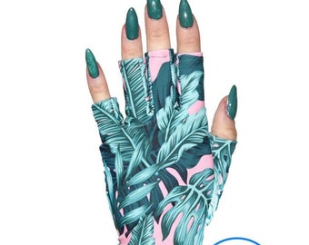 ManiGlovz The Original Dermatologist recommended UPF 50+ UV Protective Glove - Keep Palm
