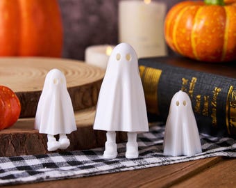 Miniature 3D Printed Halloween Ghost with feet Halloween Home Decor 3D Printed Ghost Cute Ghost Figurine Spooky Gift Party Decor Goth Gift