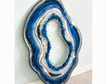 Sapphire Blue Resin Geode Art: 3D Crystal Wall Decor