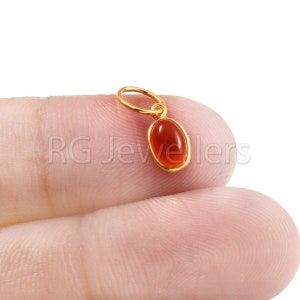 Handmade 18k Gold Carnelian Charm: Oval Orange Gemstone Pendant