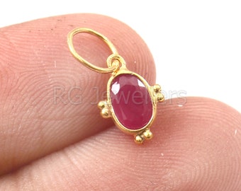 Natural Ruby Charm, 18k Gold Charm, Ruby Charm, Solid Gold Charm, Handmade Gold Charm, Gold Charm Pendant, Gold Charm, Dainty Gold Charm