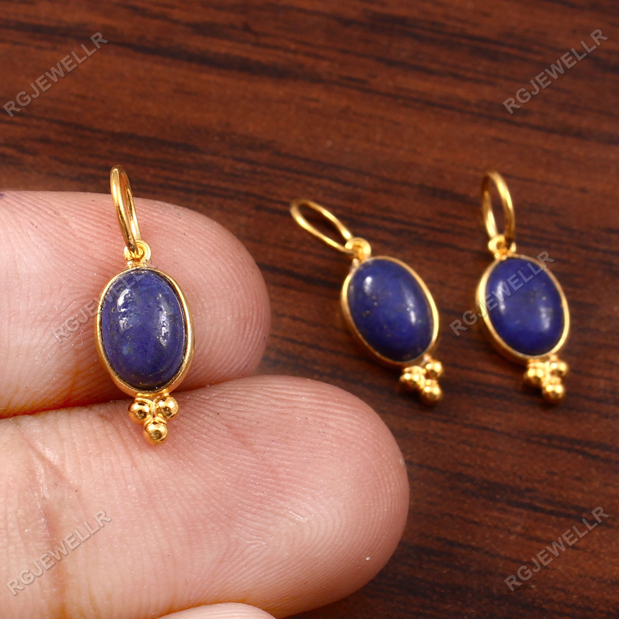 ラピスラズリ 18金 ダイヤモンド ペンダント・イヤリングセット ダイヤモンド 18Kゴールドラピスラズリチャーム：ハンドメイドの繊細なペンダント
