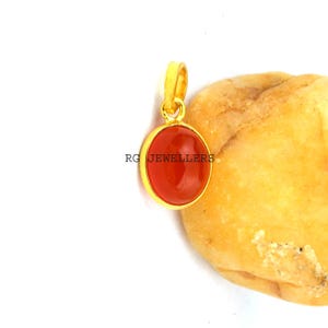 Handmade 18k Gold Carnelian Charm Pendant: Natural Orange Gemstone