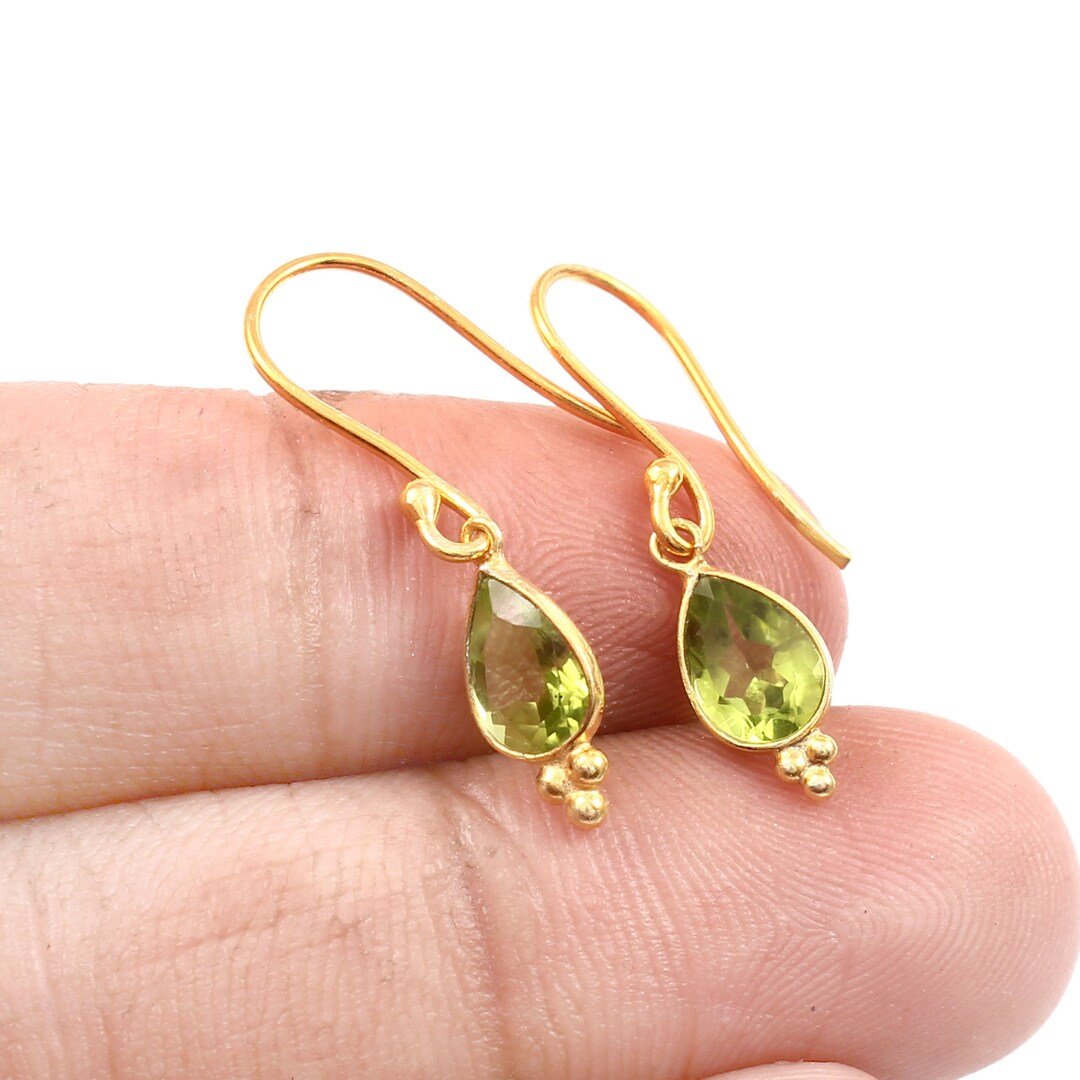 Natural Peridot Gold Earring, Solid 18K Gold Earring, Peridot Dangle