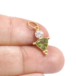 Peridot Charm, Solid 18k Gold Charm, Handmade Charm Pendant, Gemstone Charm, Peridot Gold Charm, Birthstone Charm Pendant, Dainty Charm