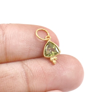 Handmade 18k Gold Peridot Charm: Dainty Trillion Birthstone Pendant