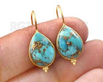 Pendientes colgantes de turquesa hechos a mano en plata de ley 925 bañada en oro de 18 quilates: estilo bohemio.