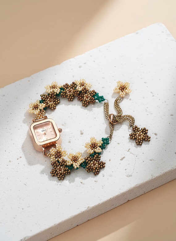 Women\'s Beaded bracelet watch Amazon.com: KOREDA Beaded Bracelet Compatible for Apple  main image 4