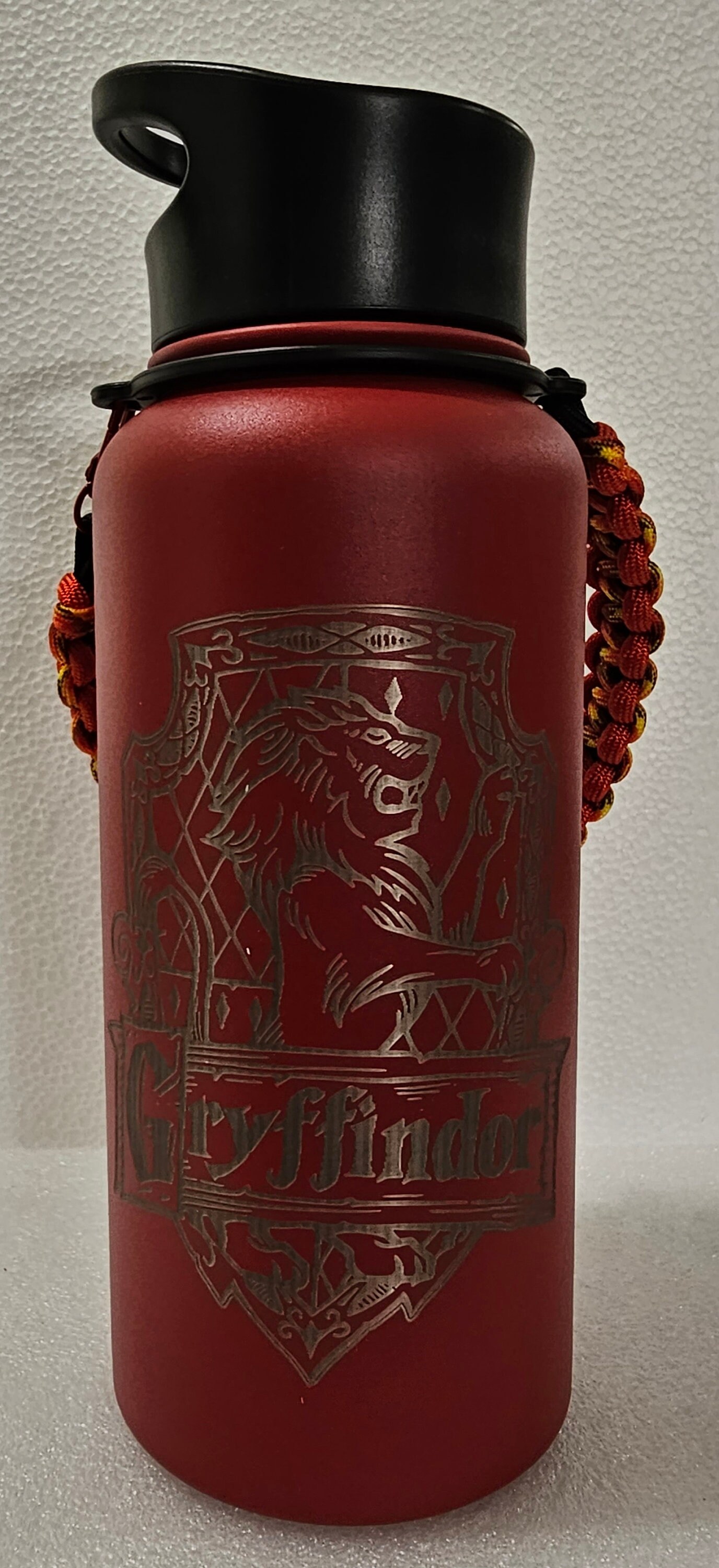 32oz Laser Engraved Insulated Water Bottle Gryffindor 