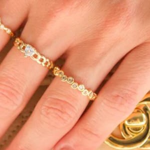 18K Gold Filled Non-Tarnish Waterproof Ring, Delicate Aesthetic Contemporary Artisan Band, Abstract Everyday Thin Wavy Stacking Jewelry