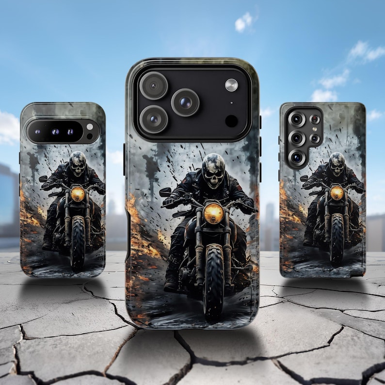 Funda para teléfono con calavera de motociclista: diseño de motocicleta grunge para iPhone, Samsung y Pixel imagen 1