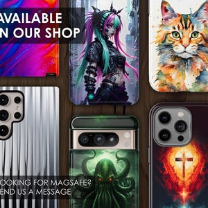 Może przedstawiać: Kolekcja etui na telefon z r&oacute;żnymi wzorami. Etui prezentują kolorowy abstrakcyjny wz&oacute;r, kota w akwareli, postać z anime cyberpunk, potwora z mackami i płonący krzyż.