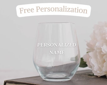 Personalized 16oz Wine Glass – Etched Wedding Party Gift for Wife, Friend, Mom, Bridesmaid