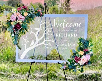 Wedding Welcome Sign – Modern Last Name Celebration Sign