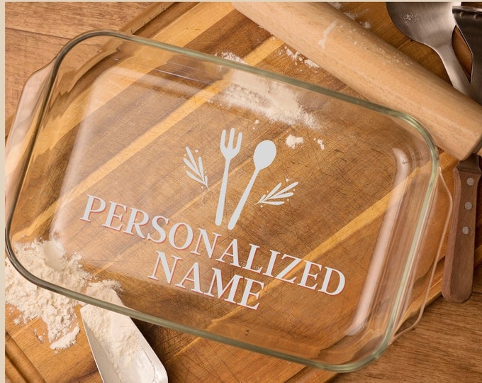 Personalized Etched Casserole Baking Dish – Wedding, Birthday, or Mother’s Day Gift for Mom (9x13, Includes Lid)