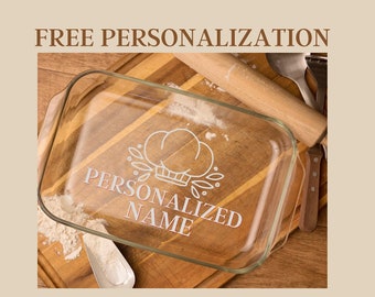 Personalized Etched Glass Casserole Dish: Custom Bakeware Gift (9x13, Includes Lid)
