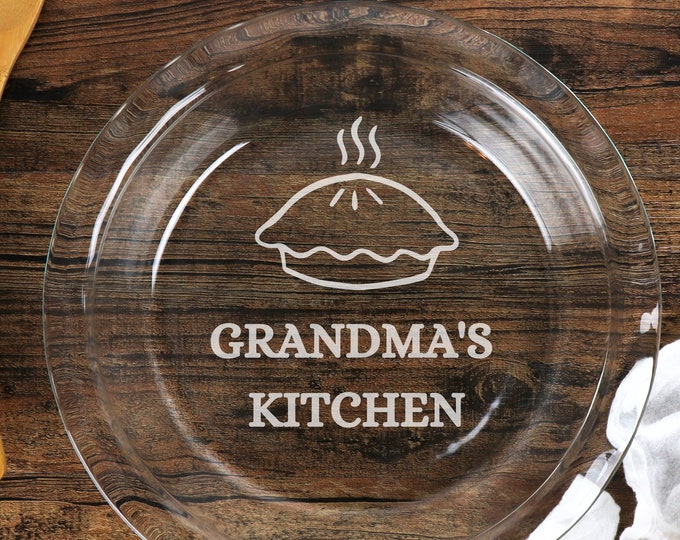 Etched Glass Pie Pan – Custom Baking Gift for Grandma or Mom (9-inch)