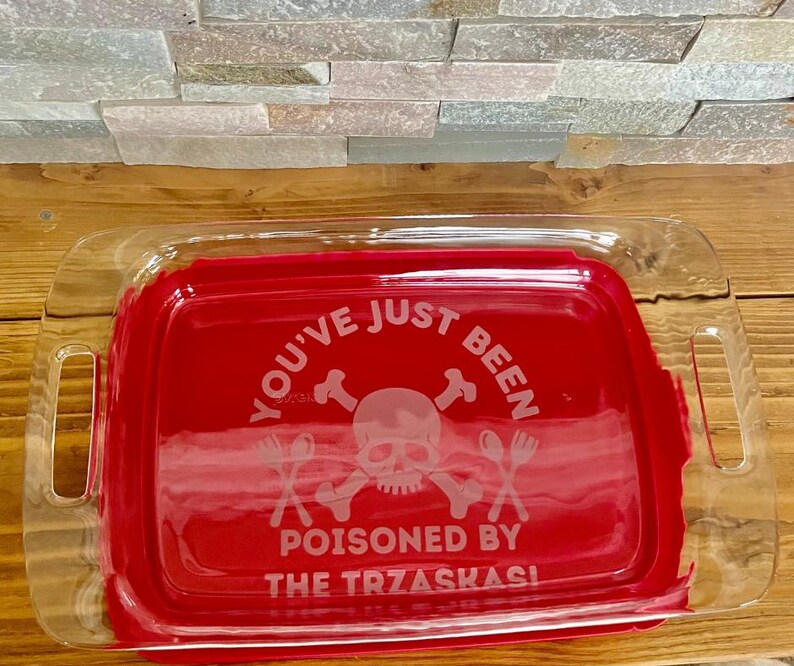 Personalized Etched Glass Casserole Dish With Lid: Custom Bakeware Gift ...