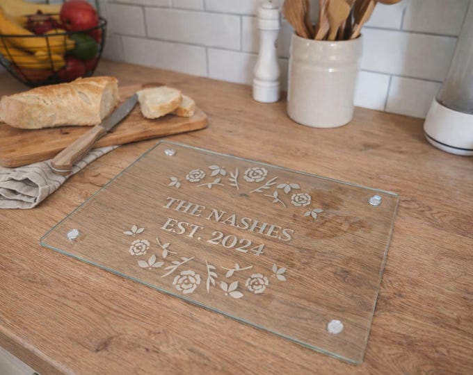 Personalized Etched Glass Cutting Board: Custom Kitchen Gift