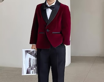 Traje de esmoquin de terciopelo burdeos para niño: Traje formal de 5 piezas para bodas, comuniones y pajes.