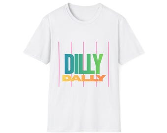 Retro kleurrijke tekst van Dilly Dally T-shirt | speelse typografie, pastelstrepen