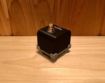 Strymon Single Button Switch Mini Frame 52mm x 57.5mm x 5mm