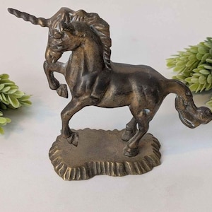 Figura de unicornio de latón macizo, artículo de colección para decoración del hogar.
