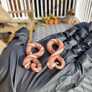 Chirstmas / Holiday Linework Glass Snake Charm Necklace - Collaboration with RoseGlassArt