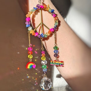Hippie Car Charm Rainbow Suncatcher Hippie Stuff for Car Mirror Accessories Hippie Decor Rainbow Peace Sign Car Hanging Hippie Gift for Her