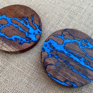 Set of two Lichtenberg Fractal Burned wooden coasters