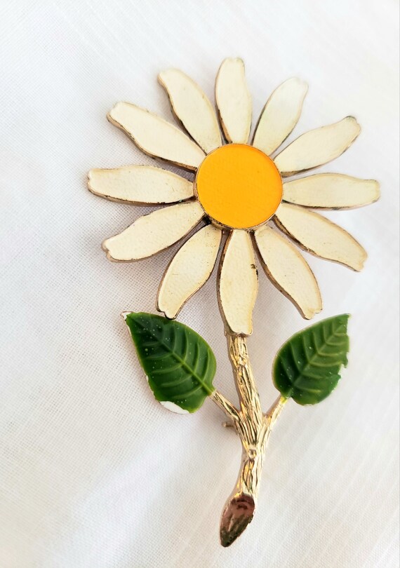 Vintage Daisy Brooch, White Daisy Pin - image 8