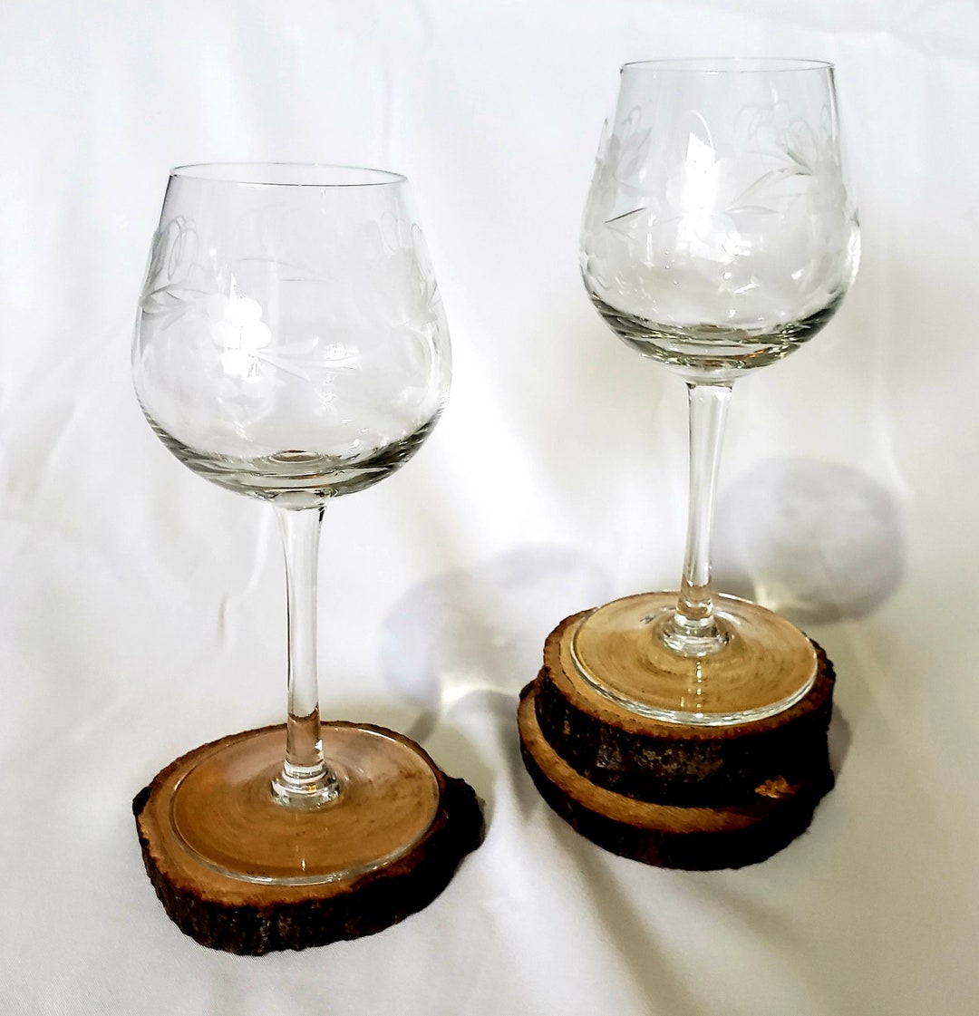 1960s Vintage Small Crystal Wine Glasses, Crystal Cordials, Etched Wine