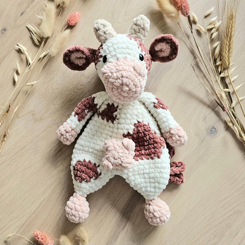 Daisy the Cow Crochet Pattern Dutch/English immagine 1