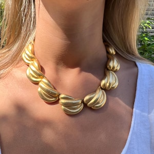 Vintage Statement Halskette - Gold Jakobsmuschel