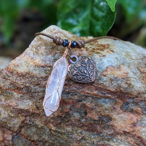 Rose quartz crystal & heart charm leather necklace (0013N)