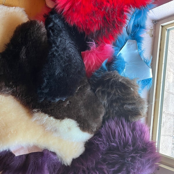 1lb. Sheepskin Scraps